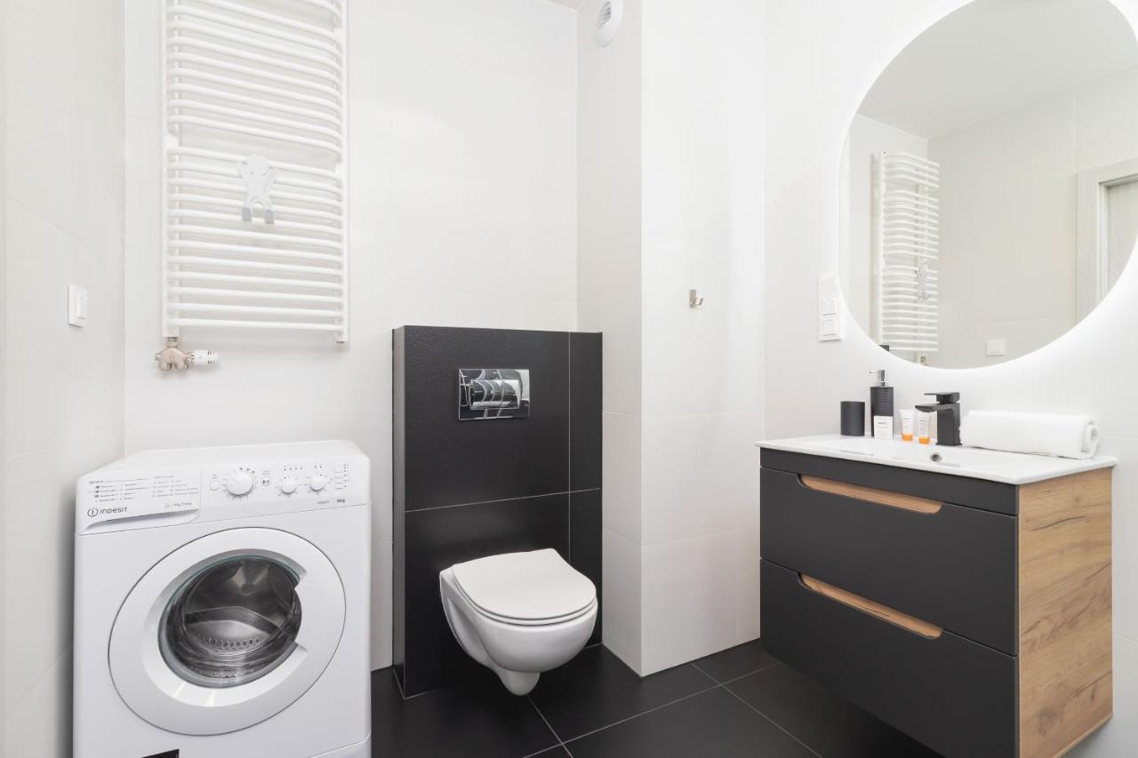 Salsa Apartments Cracow By Renters Красков Екстериор снимка